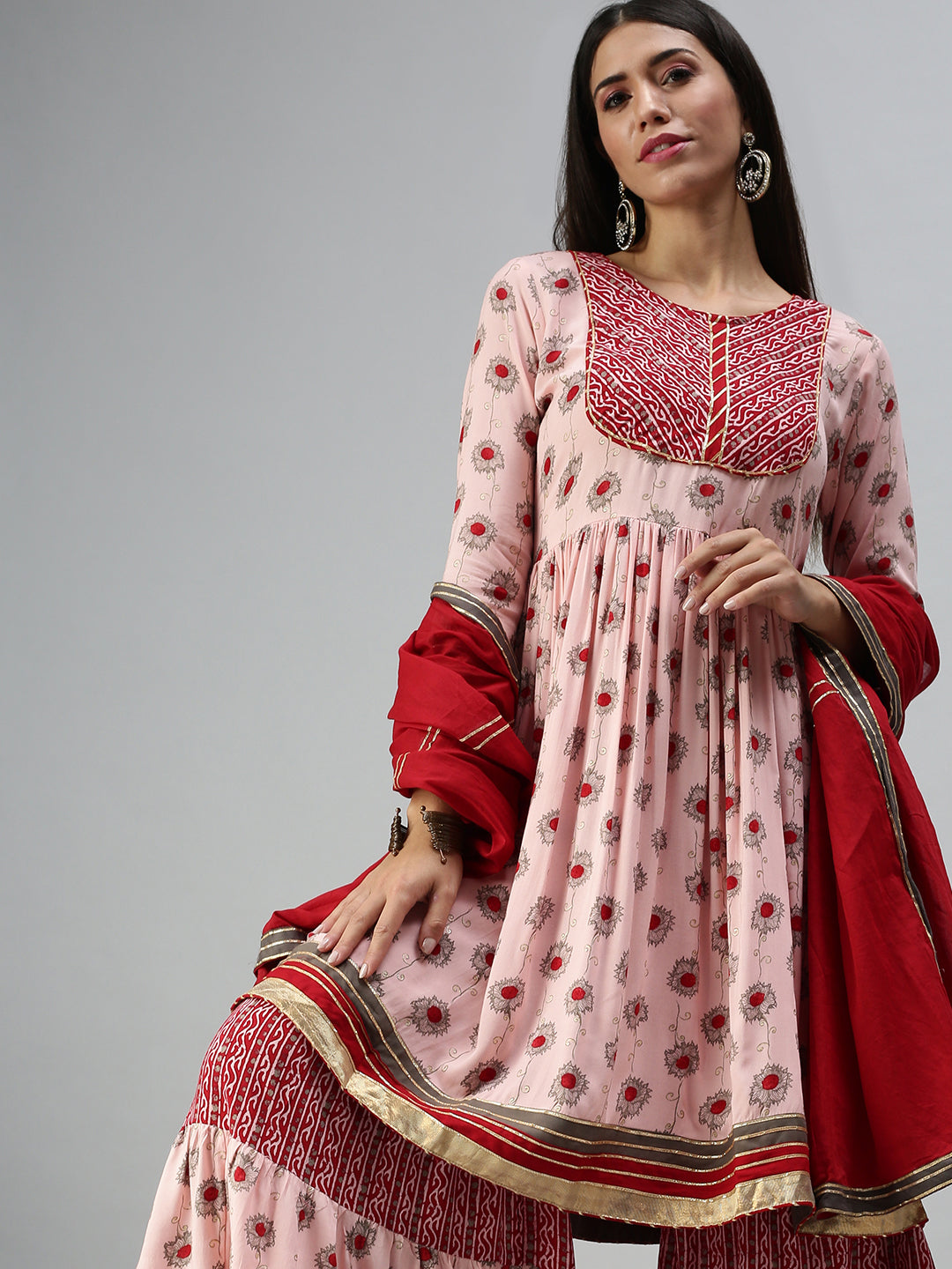 Women's Peach Printed Kurta Sets