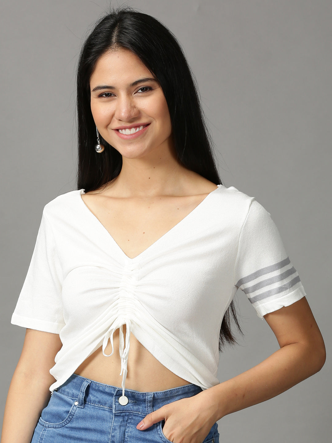 Women's White Solid Fitted Crop Top