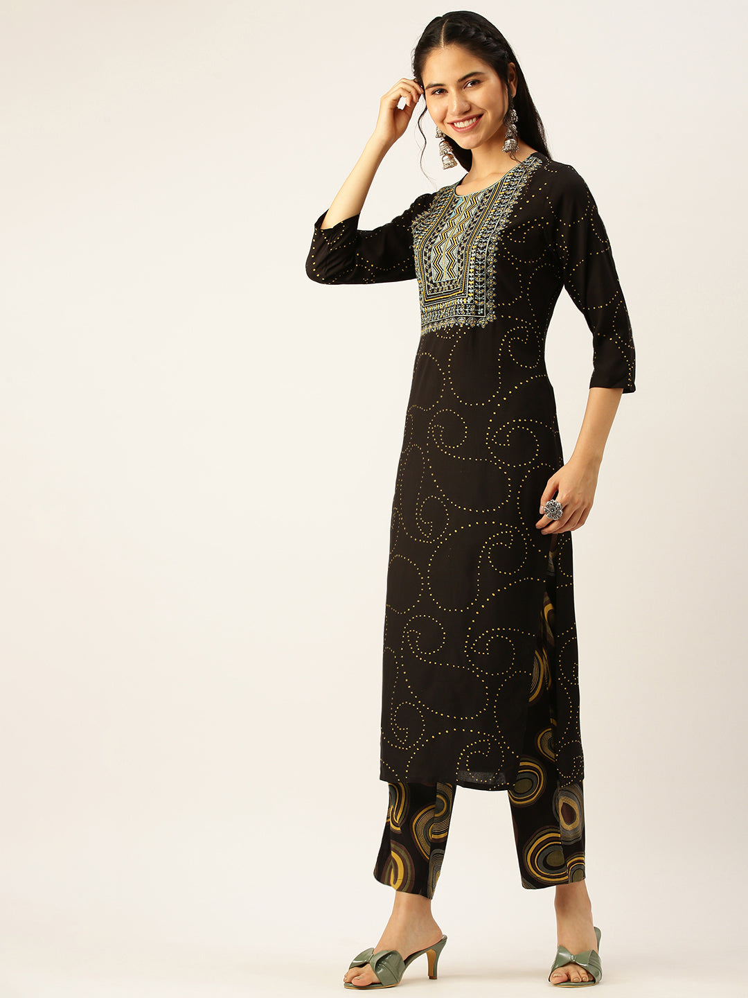 Women's Black Embroidered Kurta Sets