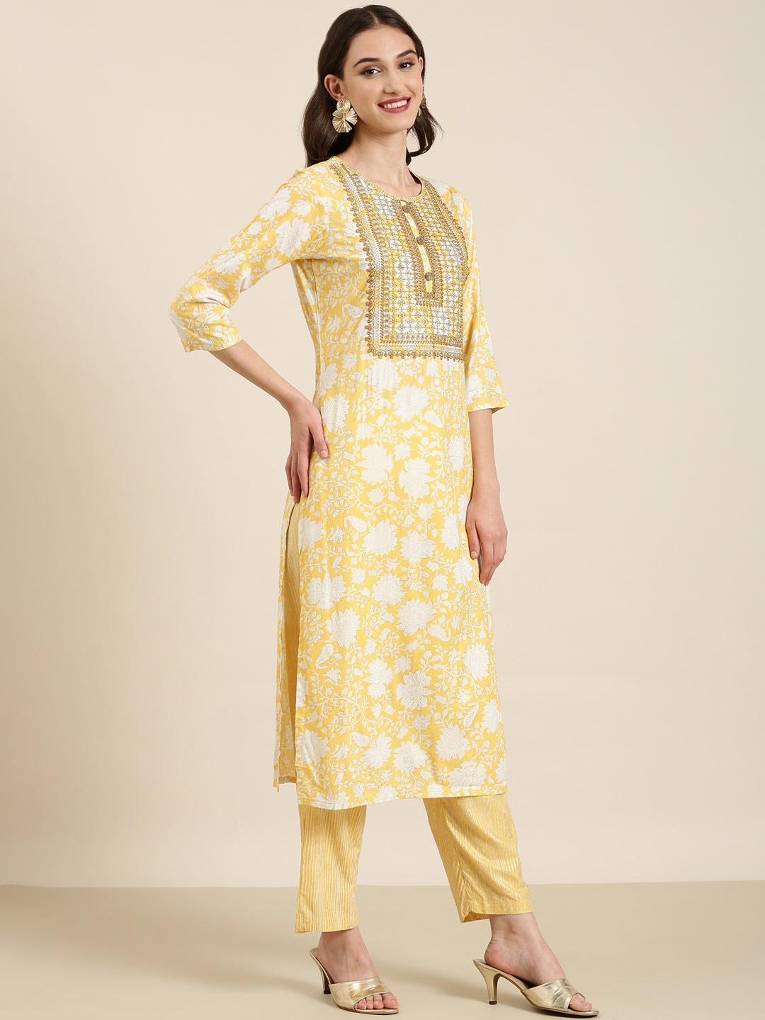 Women Yellow Floral Kurta Set