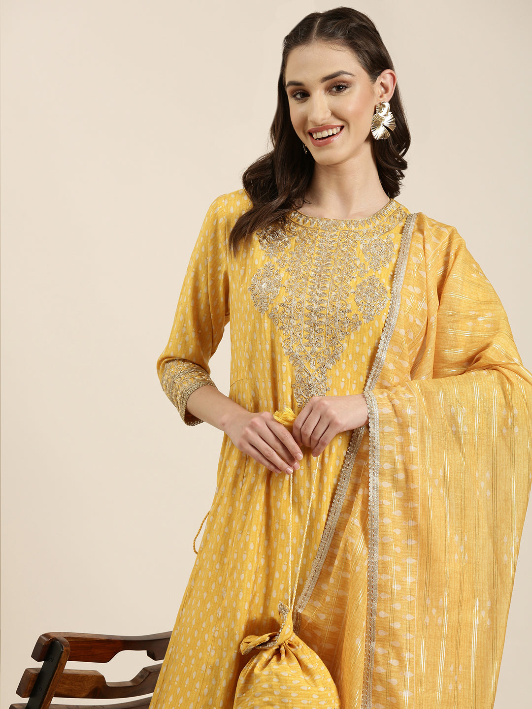 Women Yellow Geometrical Kurta Set