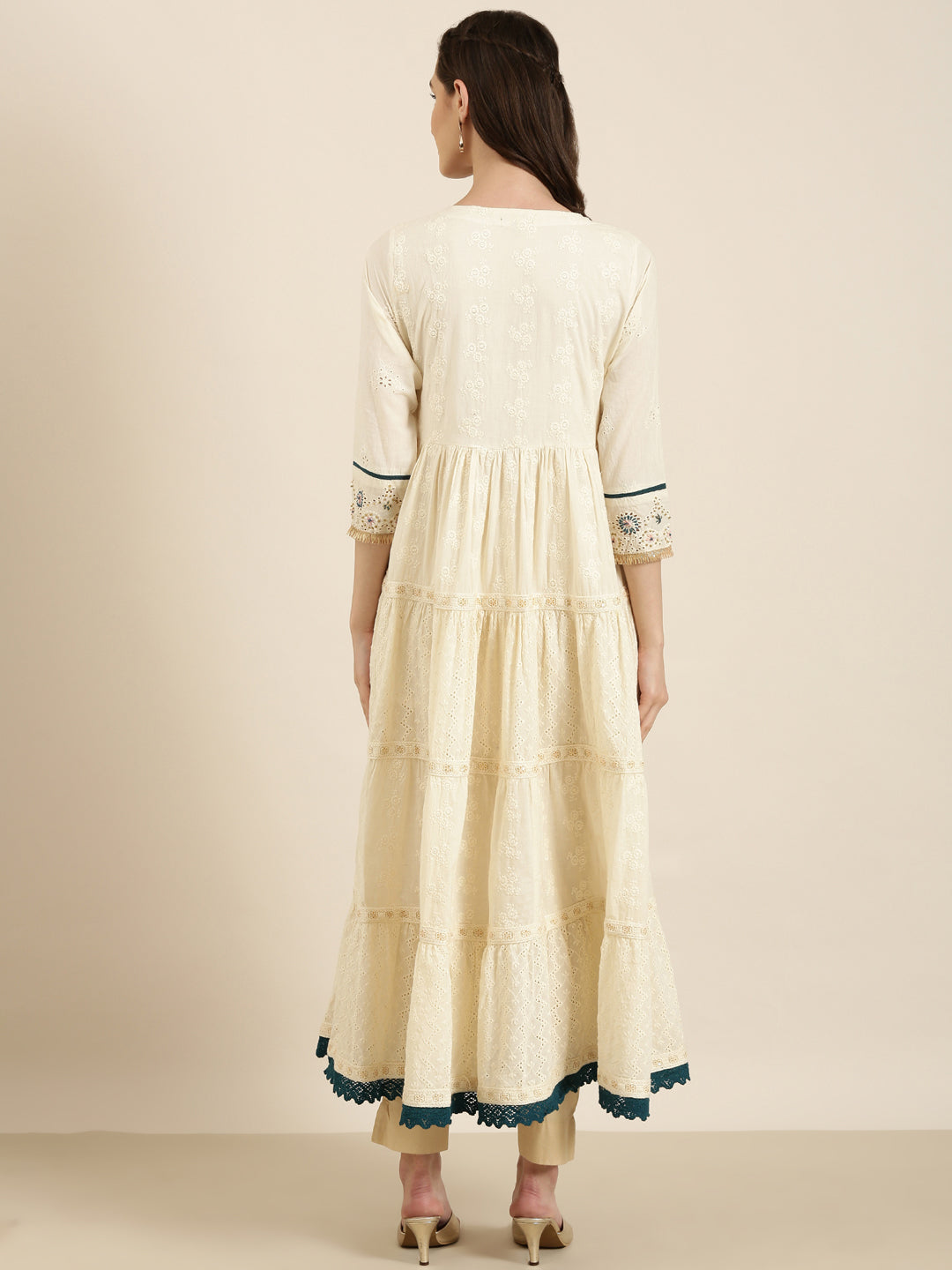 Women Off White Solid Anarkali Kurta