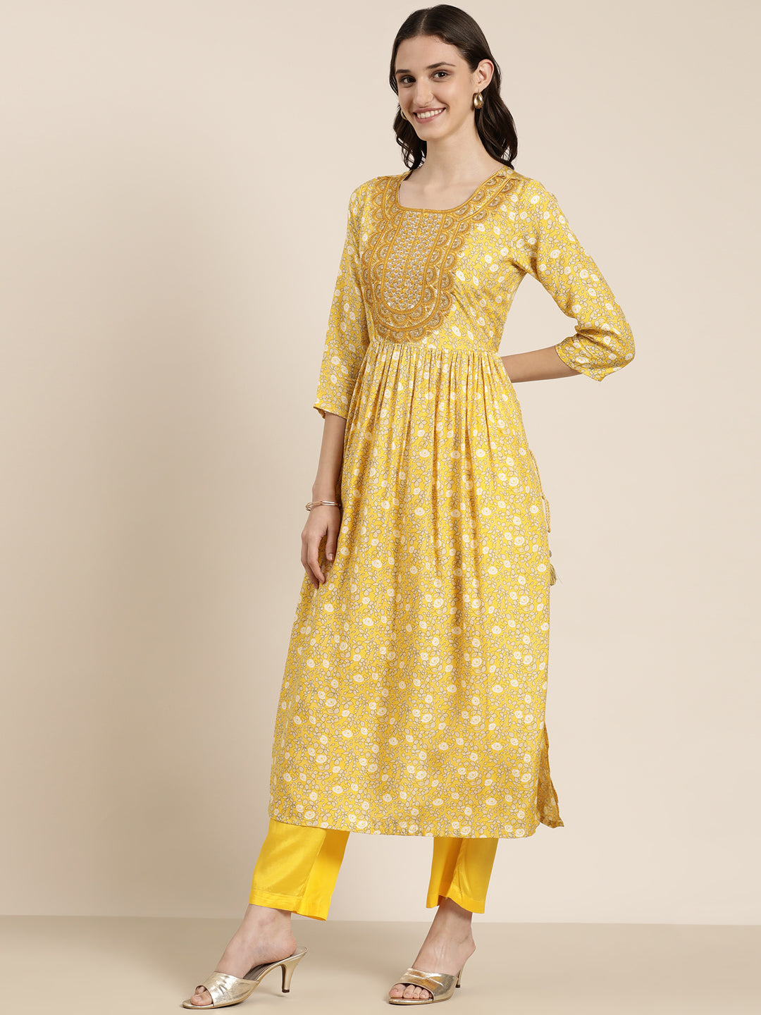 Women Yellow Floral Kurta Set