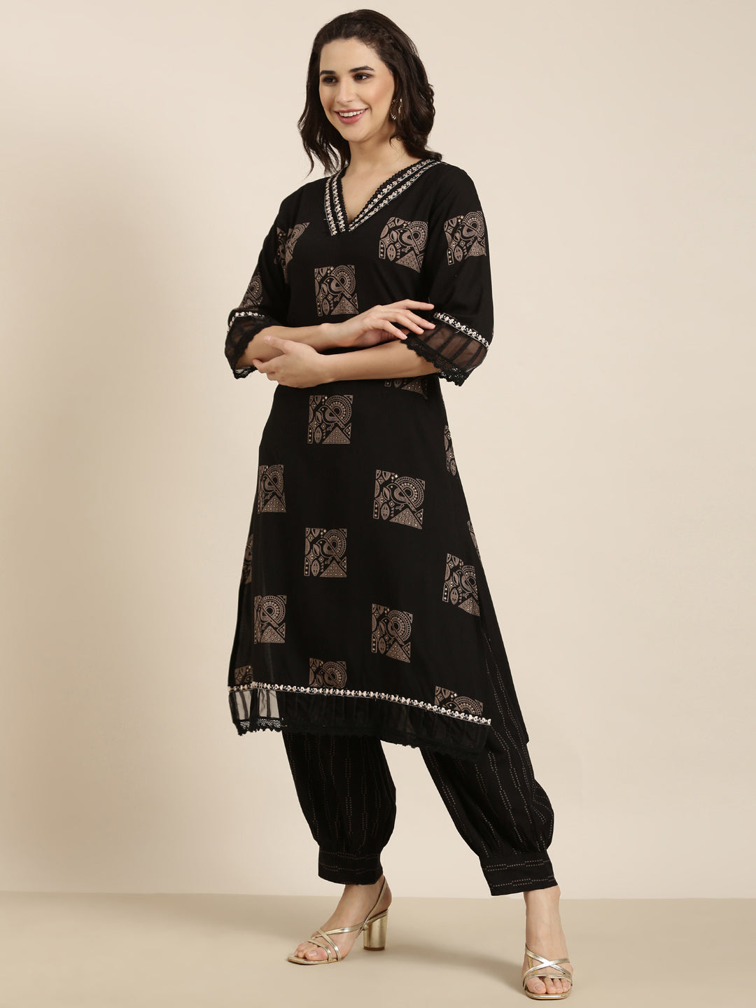 Women Straight Black Ethnic Motifs Kurta and Patiala Set