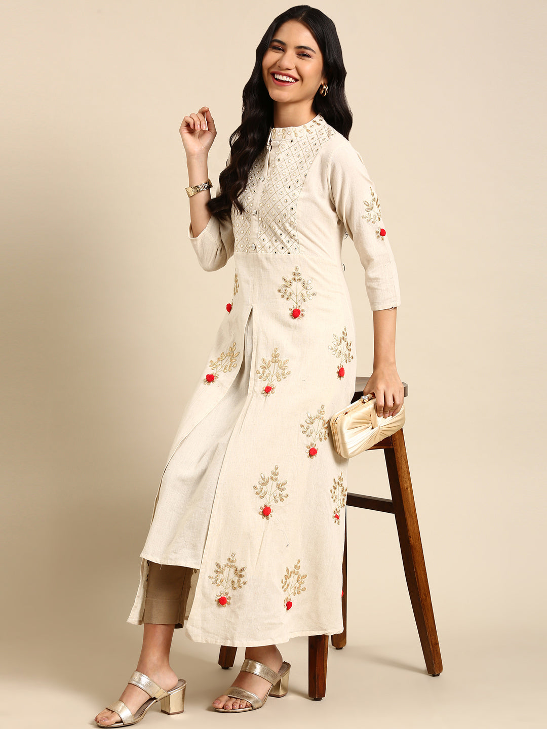 Women's White Embellished Anarkali Kurta