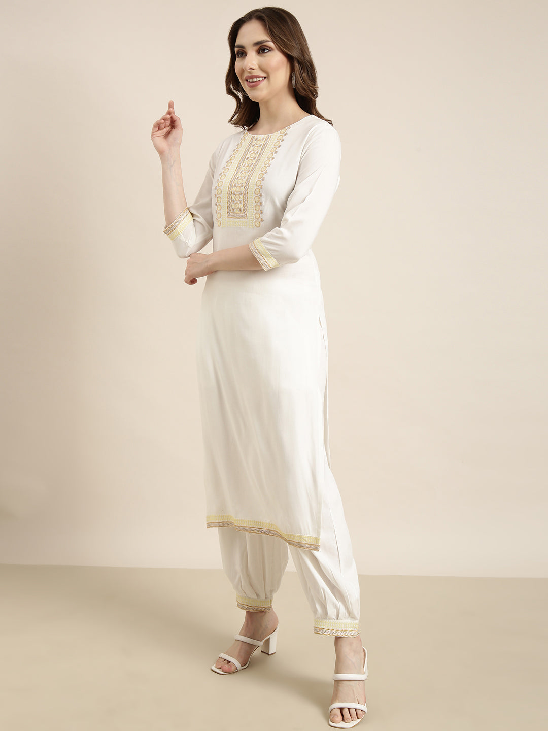 Women Straight Off White Solid Kurta and Patiala Set Comes With Dupatta