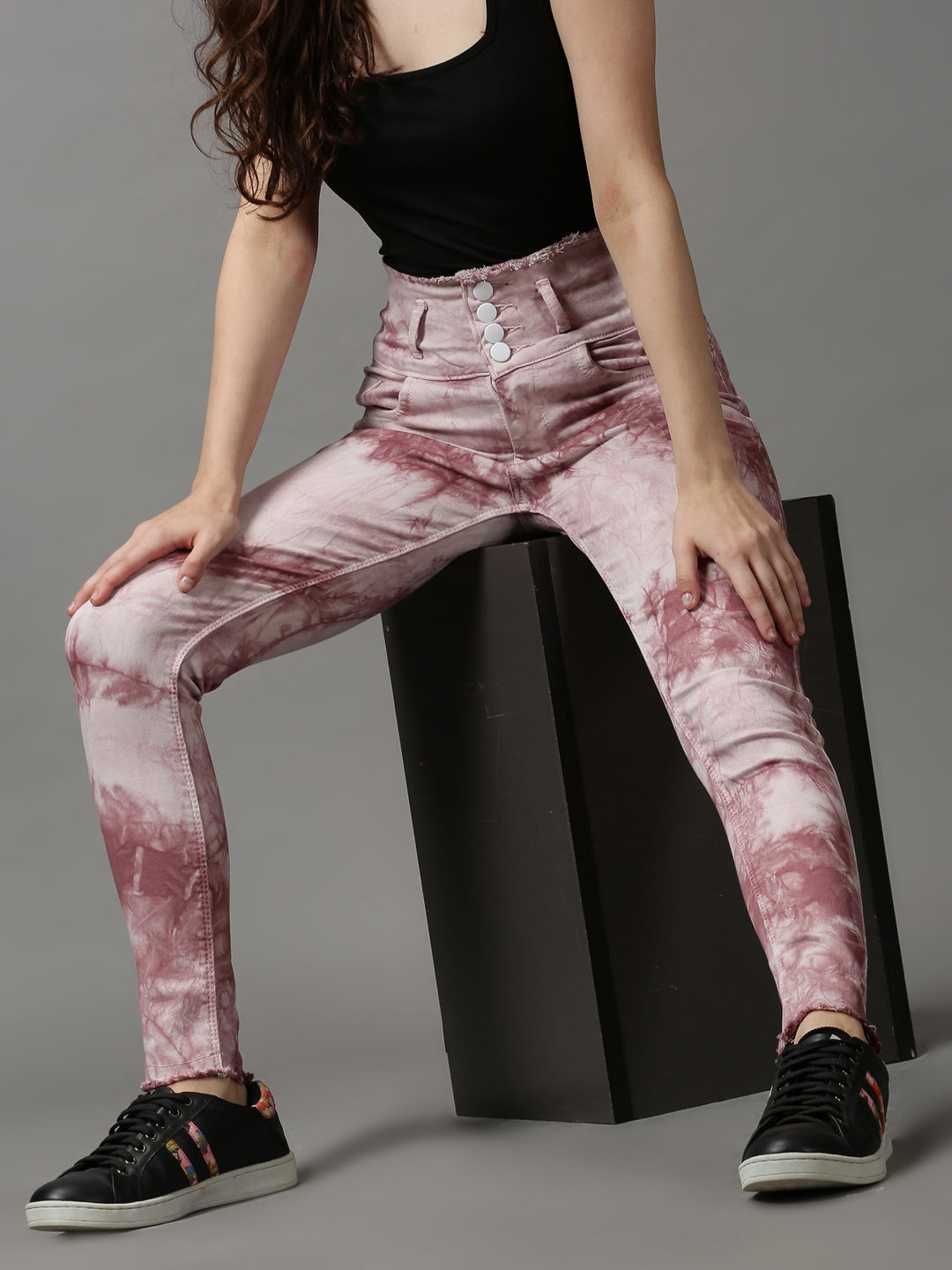 Women's Mauve Solid Skinny Fit Denim Jeans