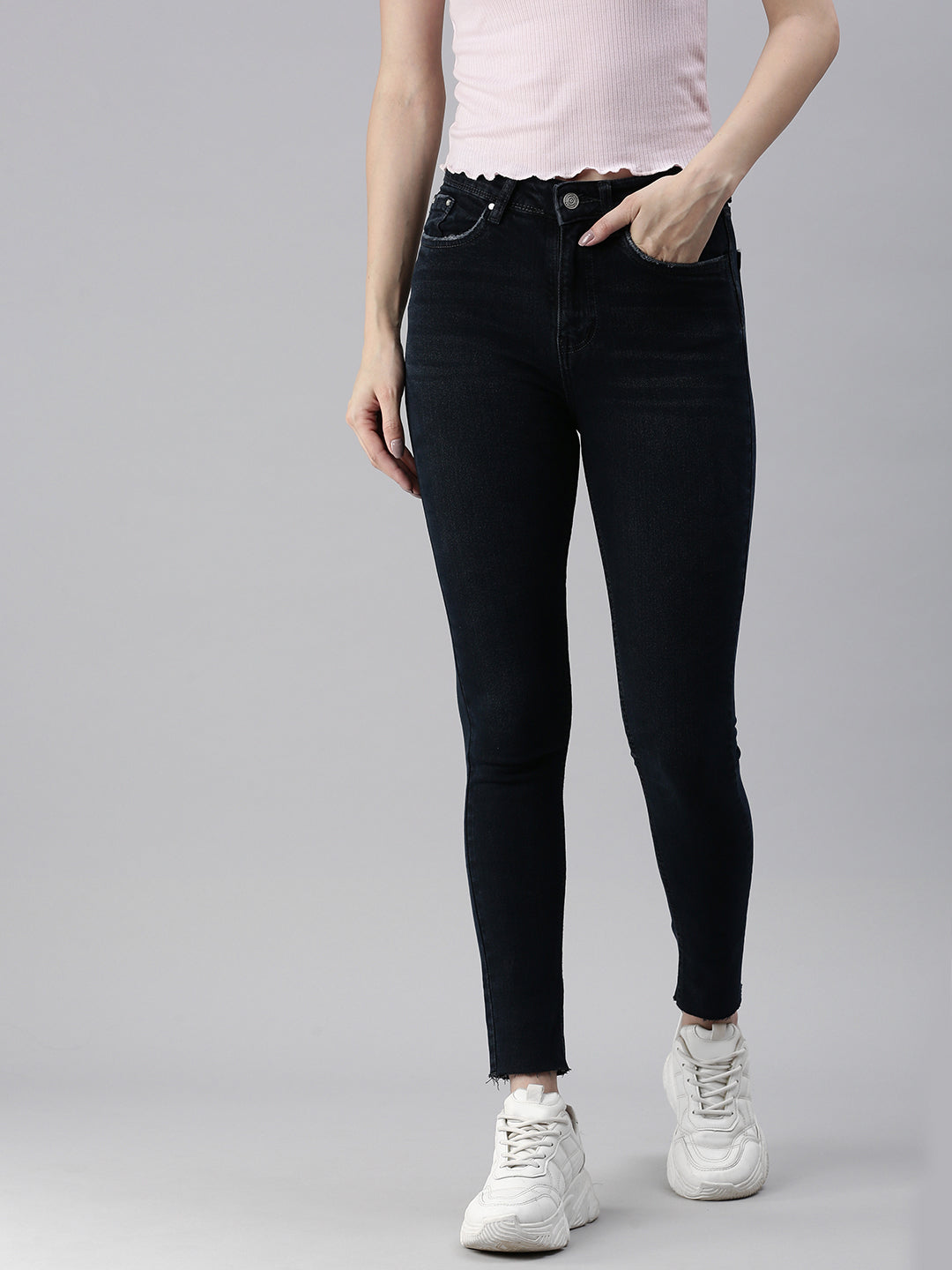 Women's Navy blue Solid Denim Skinny Jeans