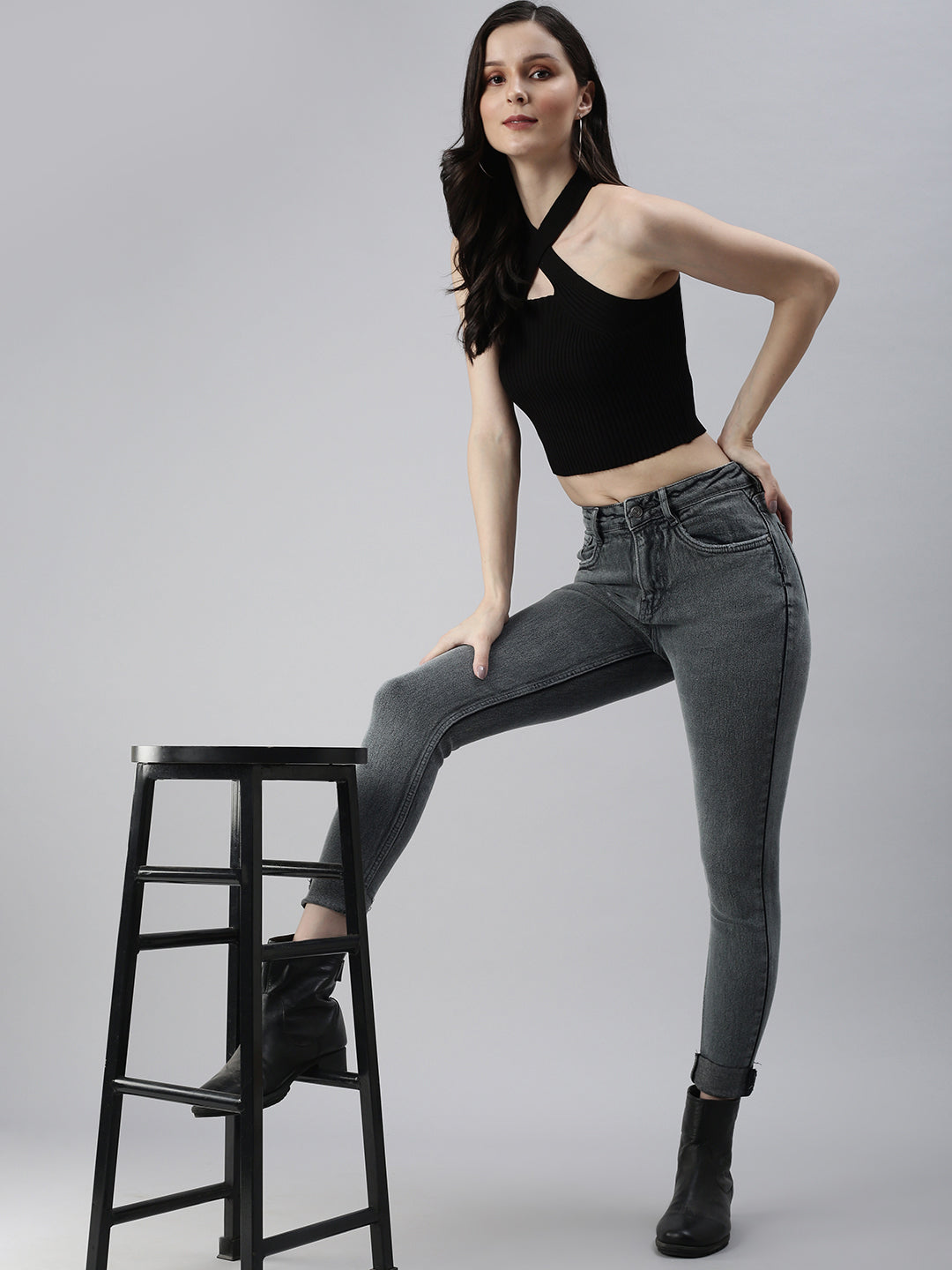 Women's Grey Solid Denim Skinny Jeans