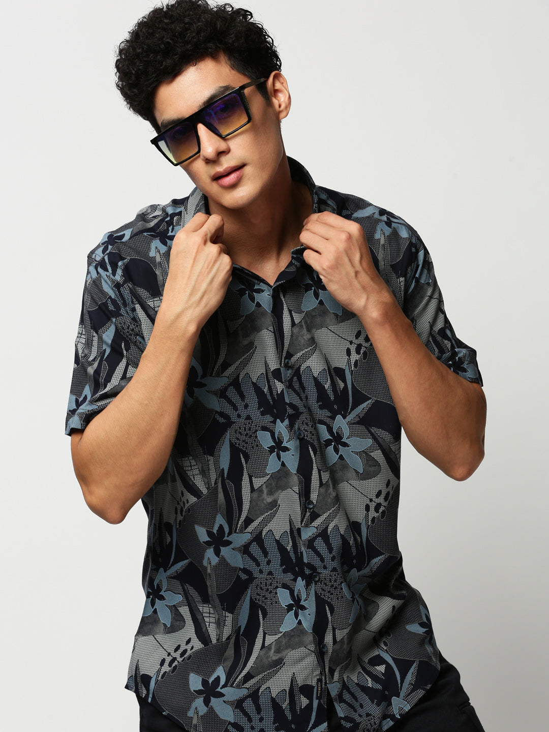 Men Navy Floral Casual Casual Shirts