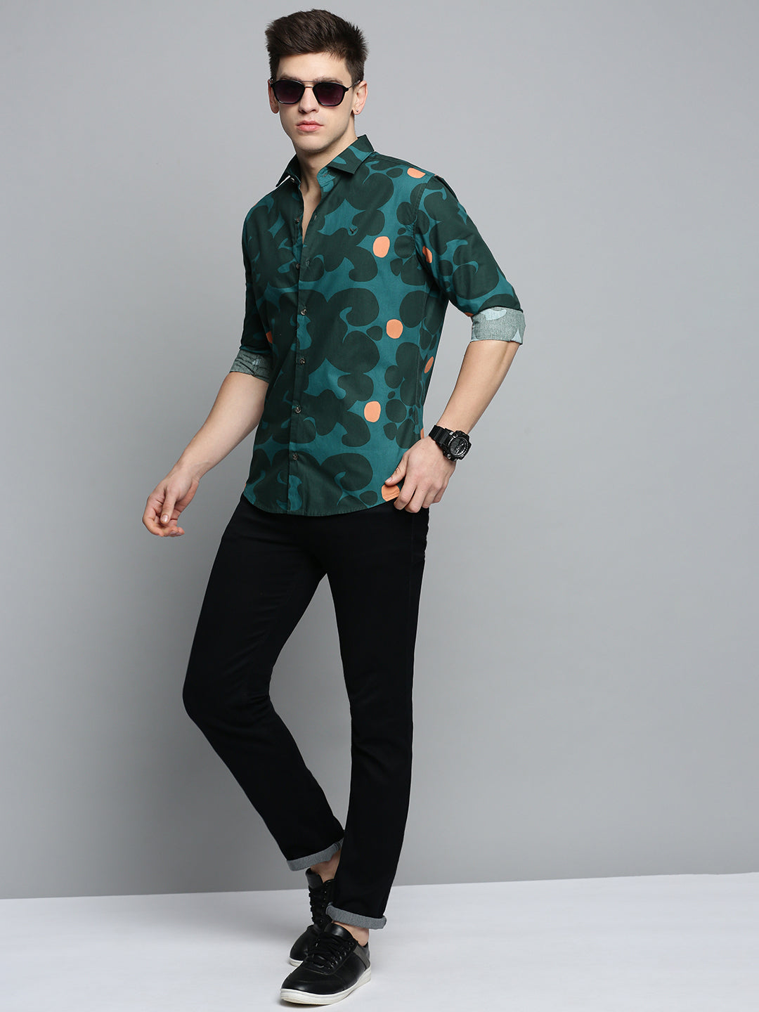 Men Green Colourblock Casual Shirt