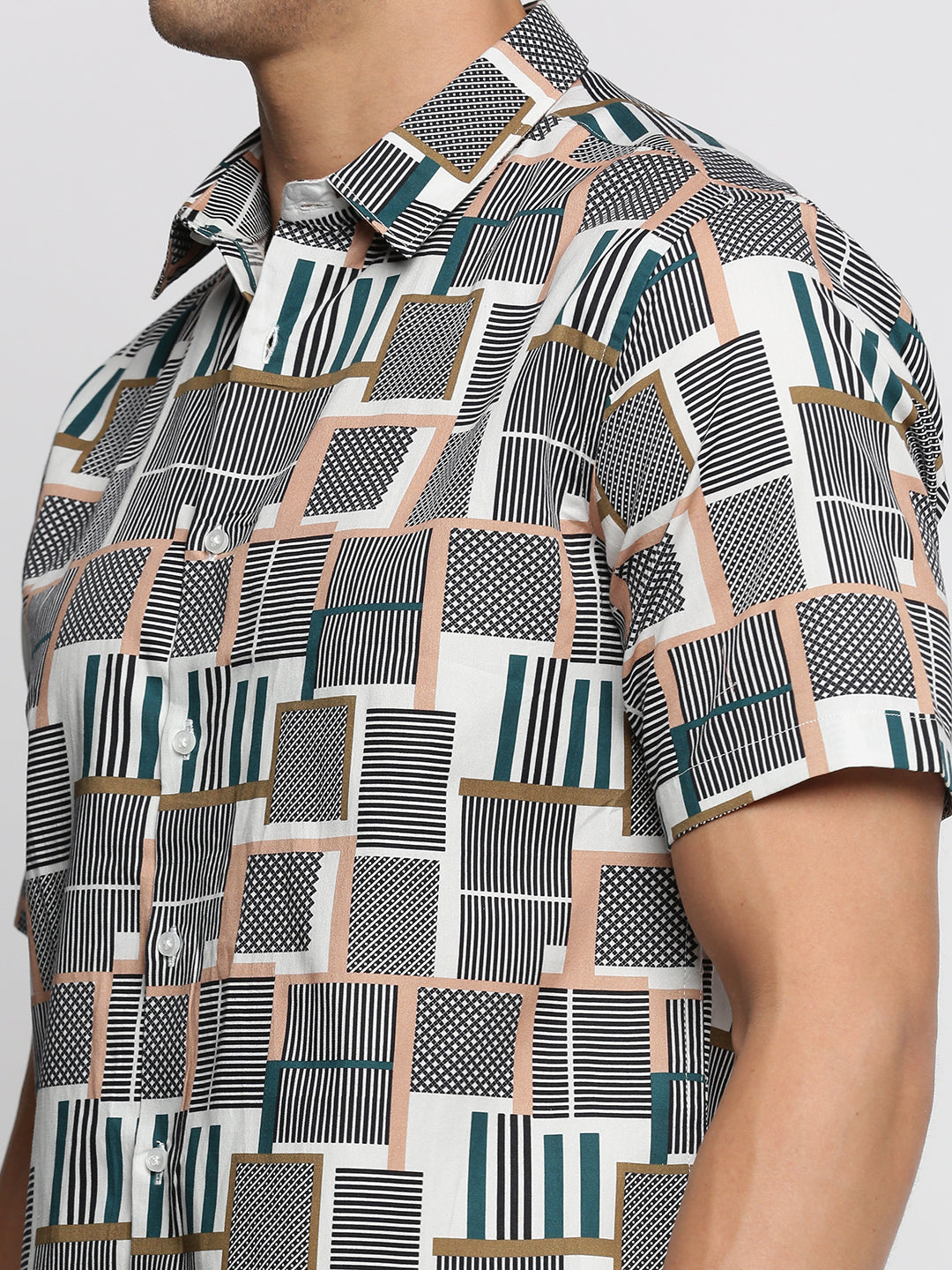 Men Grey Spread Collar Geometric Shirt
