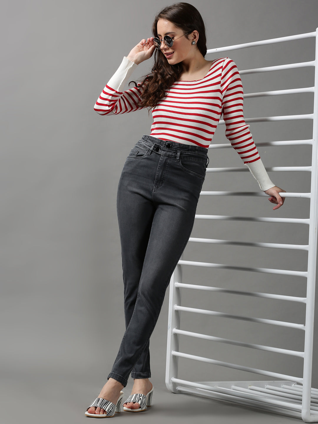 Women's Grey Solid Super Skinny Fit Denim Jeans