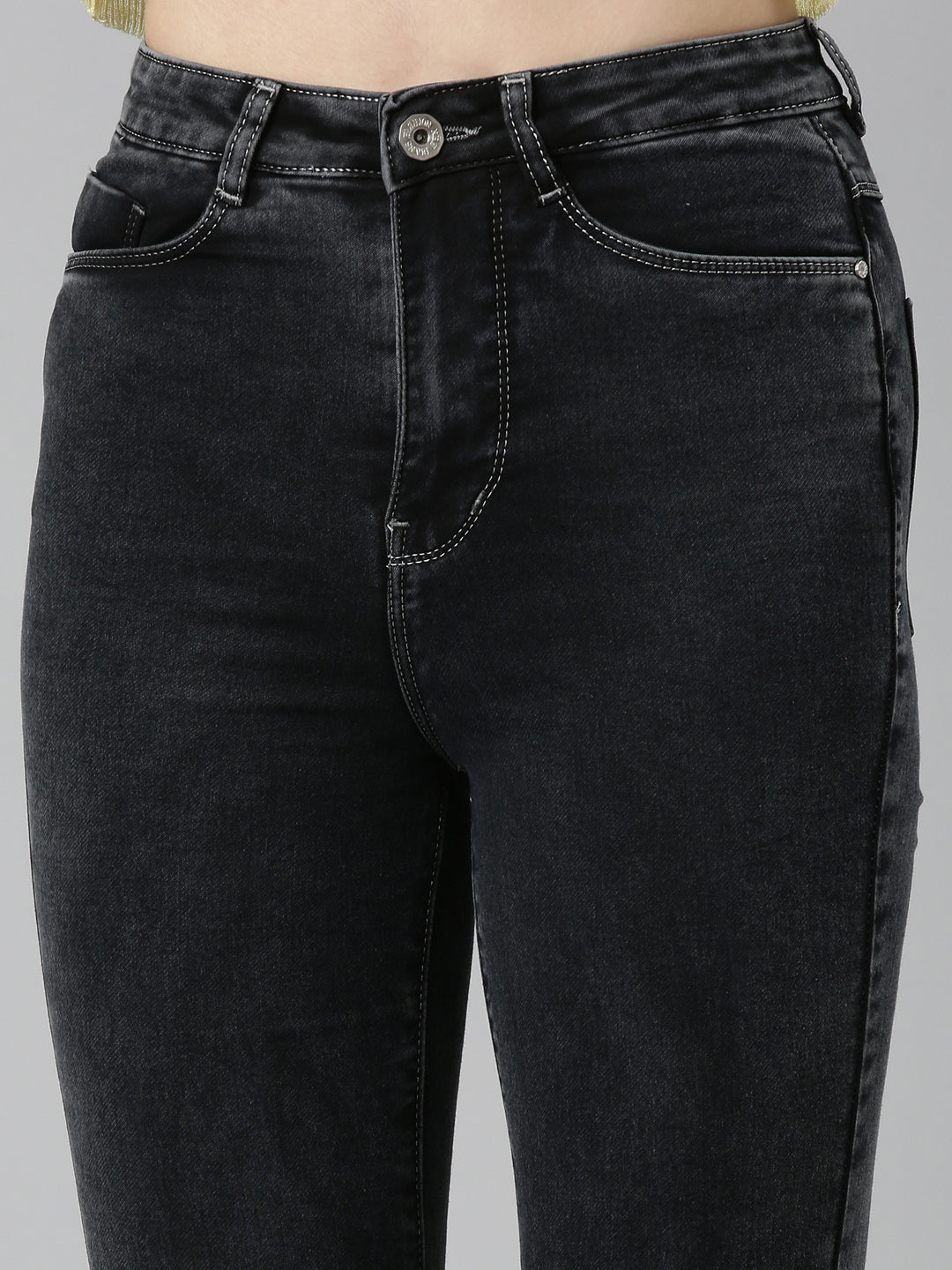 Women Black Solid Flared Denim Jeans
