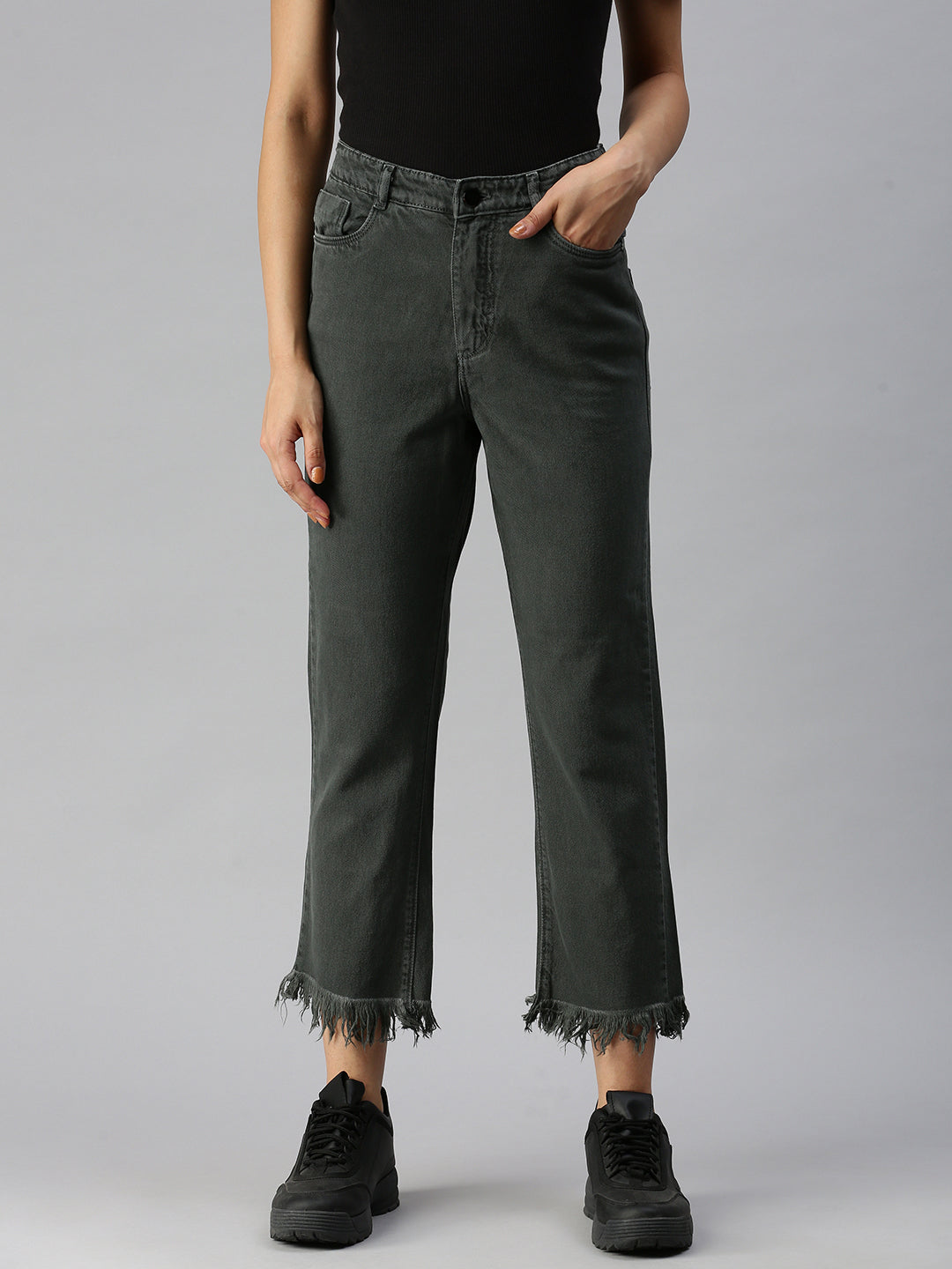 Women's Olive Solid Denim Relaxed Jeans