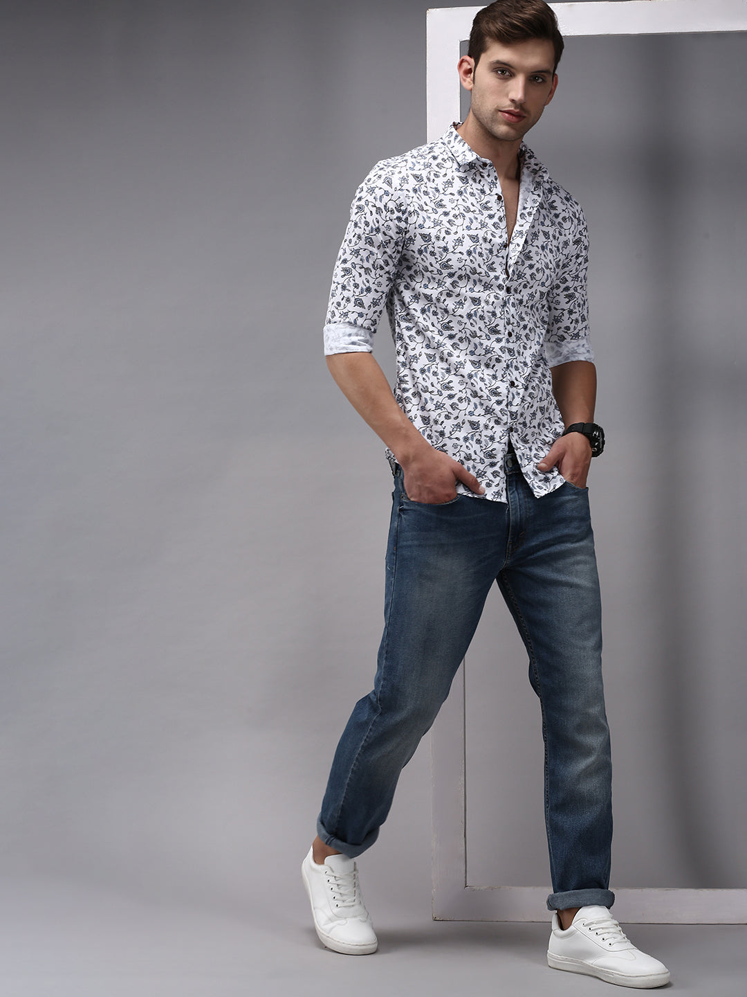 Men White Printed Casual Shirt