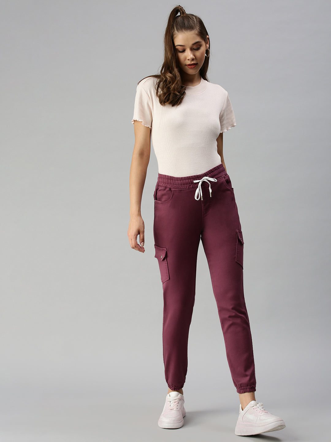 Women's Lavender Solid Jogger Denim Jeans