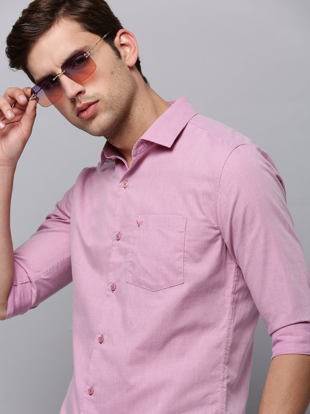 Men Mauve Solid Casual Shirt