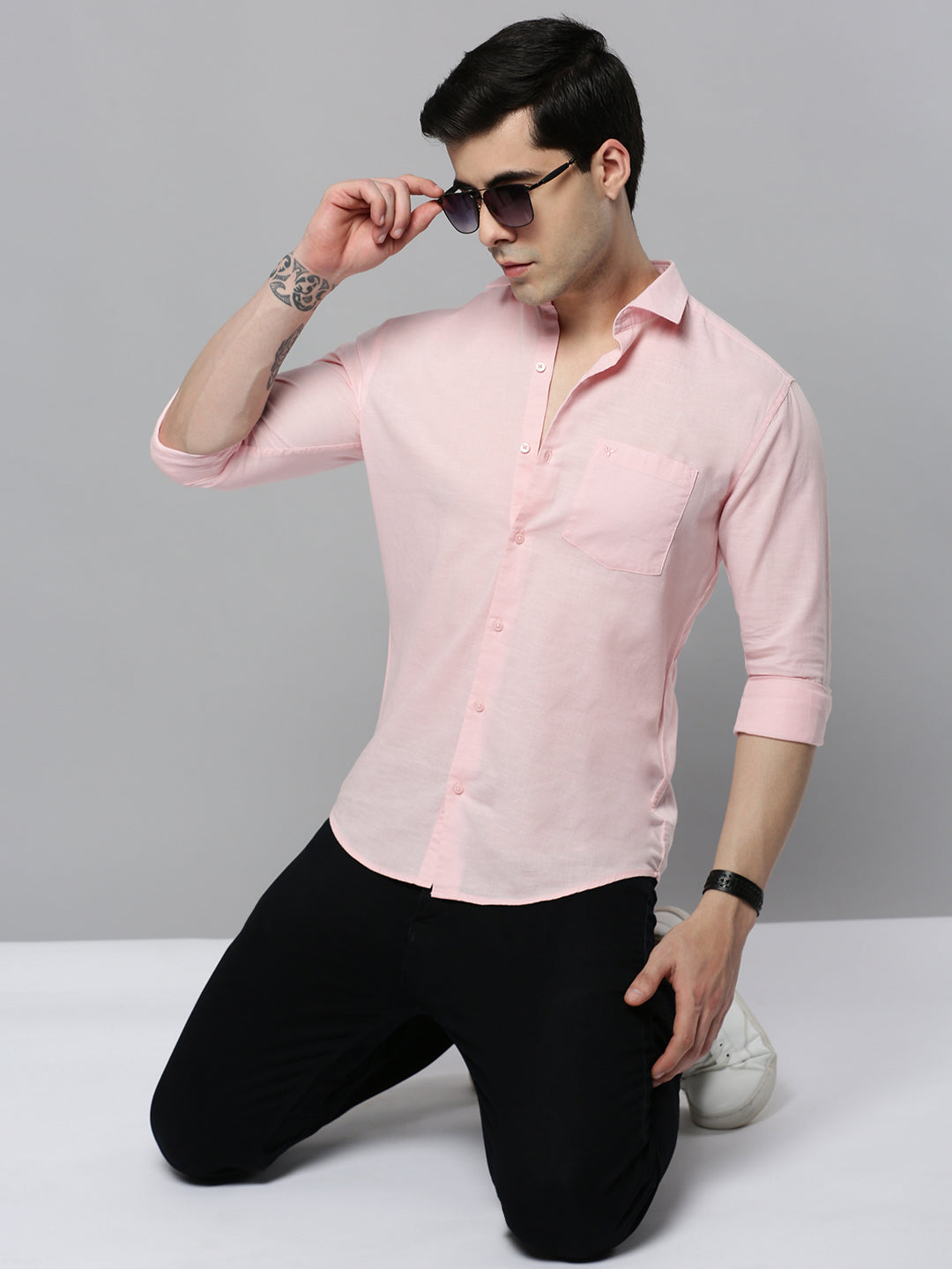 Men Pink Solid Casual Shirt