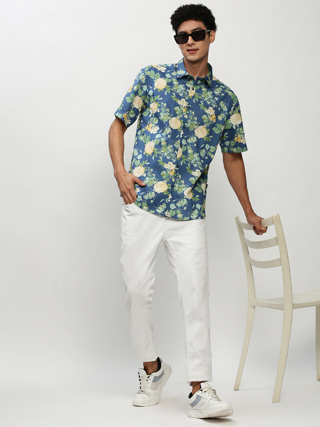 Men Blue Floral Casual Casual Shirts