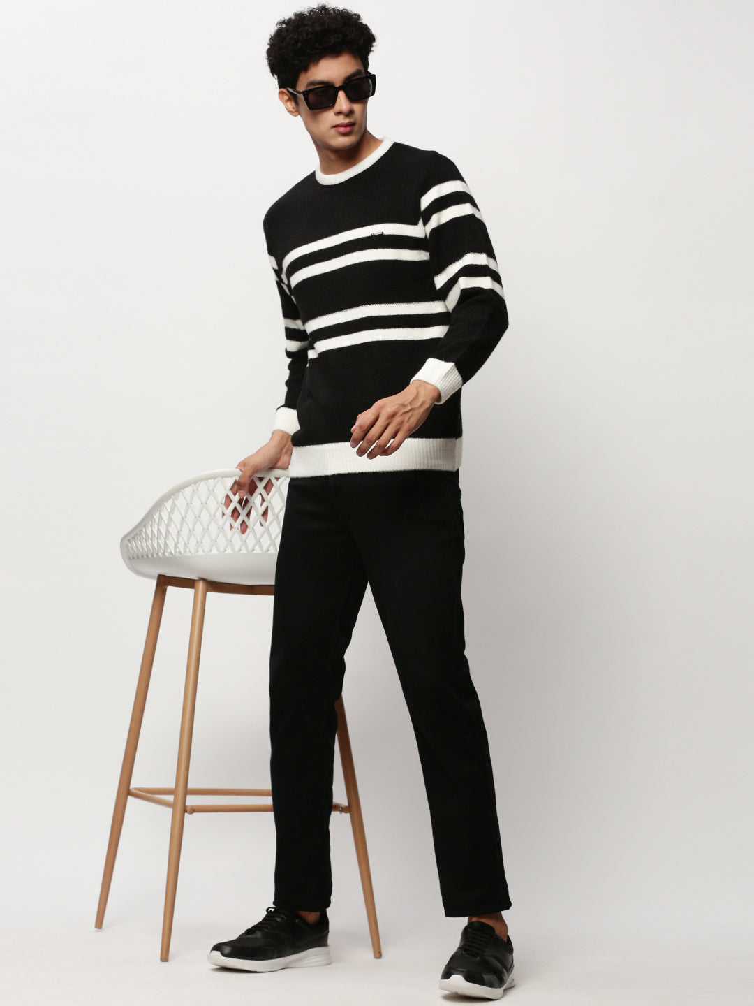 Men Black Striped Casual Sweaters