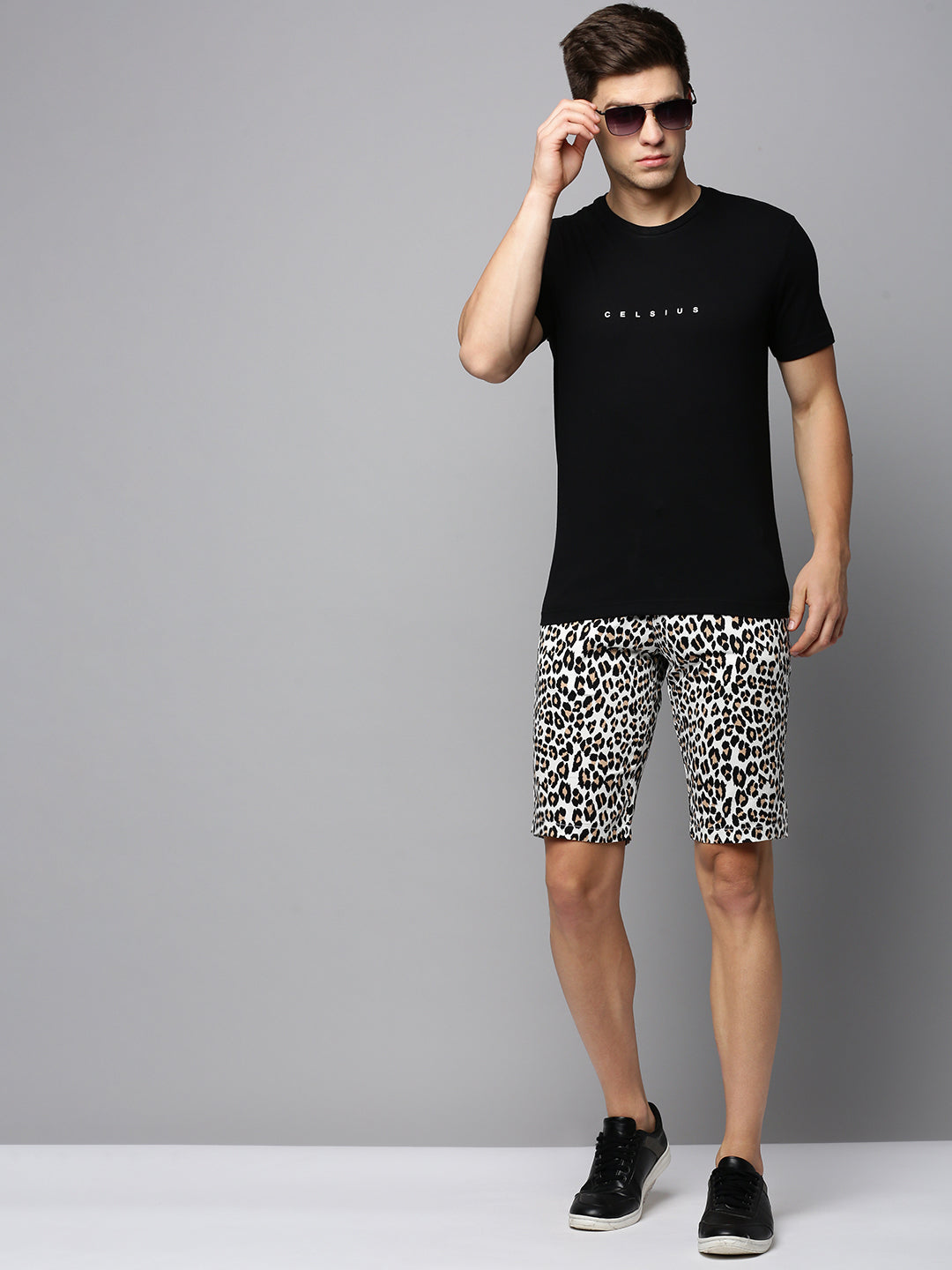 Men White Printed Casual Shorts