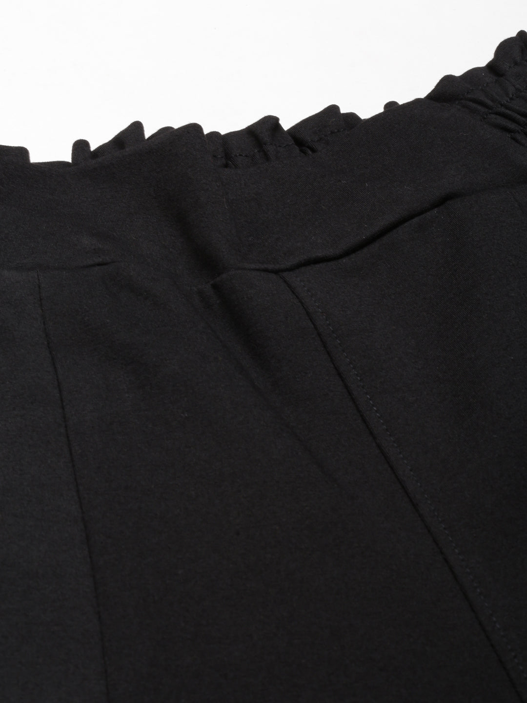 Women Black Solid Parallel Trouser