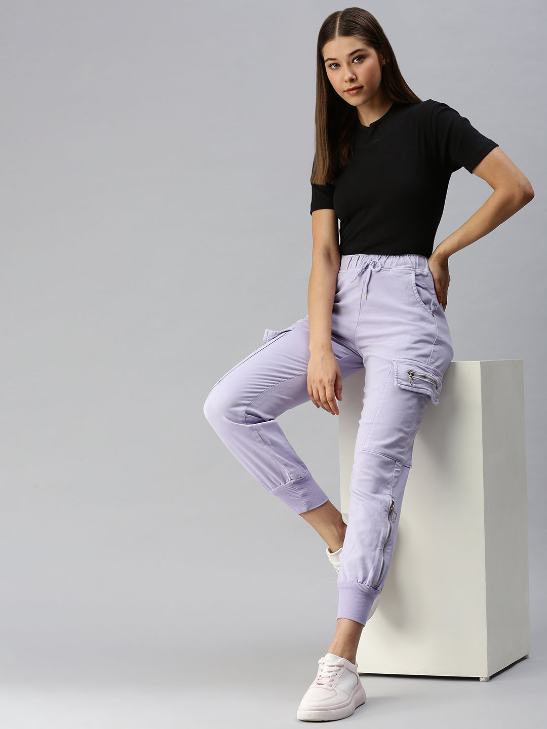 Women's Lavender Solid Denim Jeans