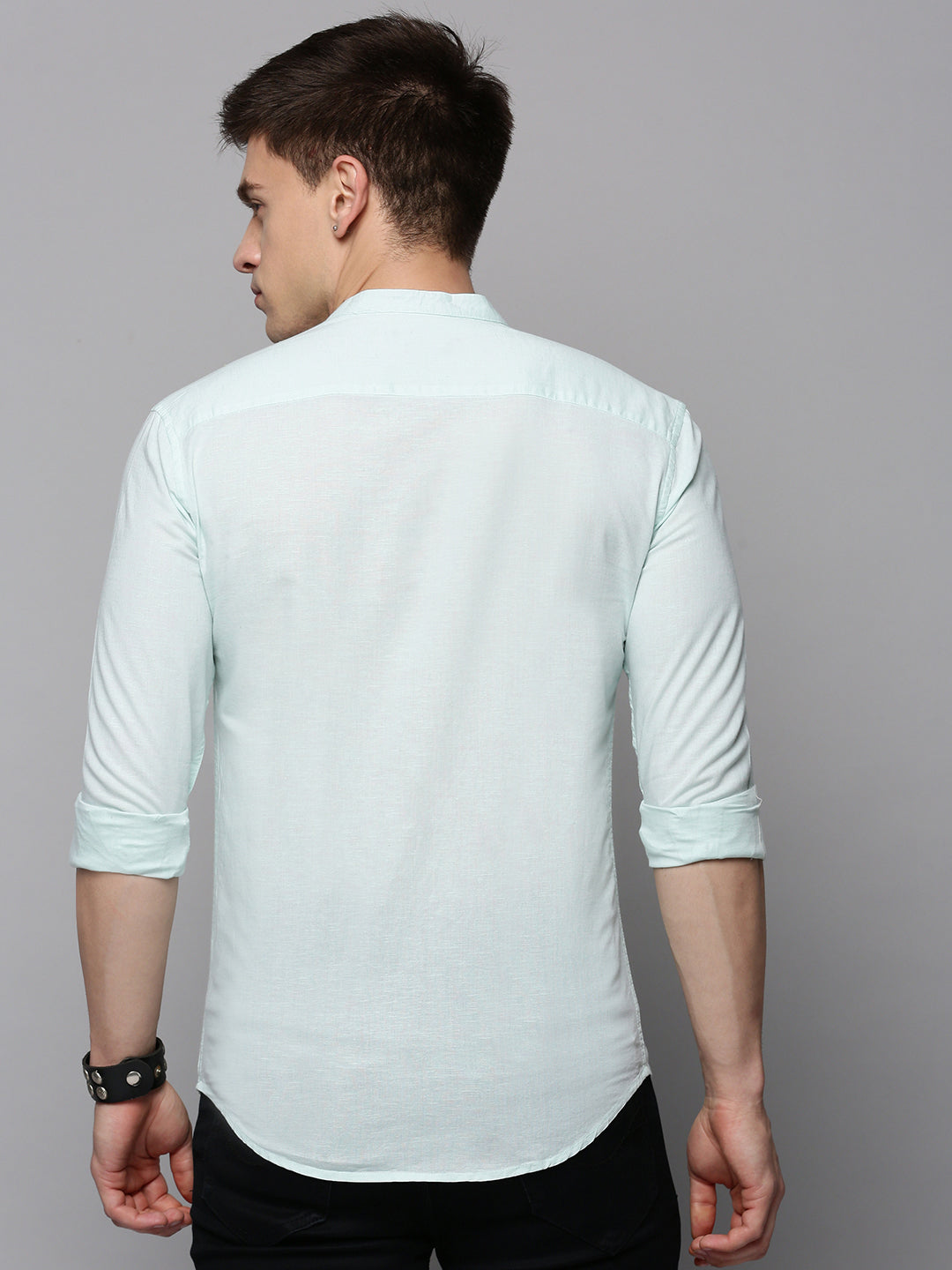 Men Green Solid Casual Shirt