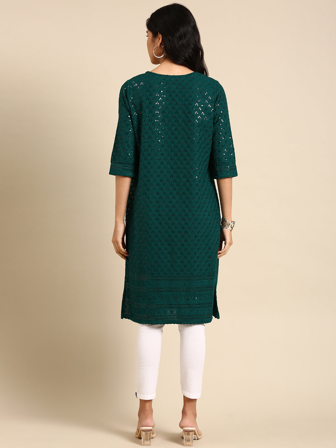 Women's Green Embroidered Straight Kurta