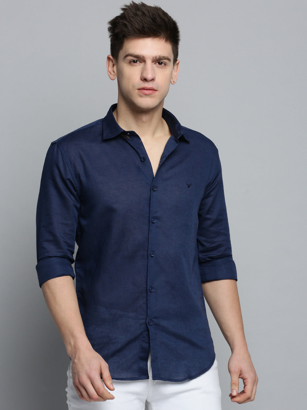 Men Navy Solid Casual Shirt