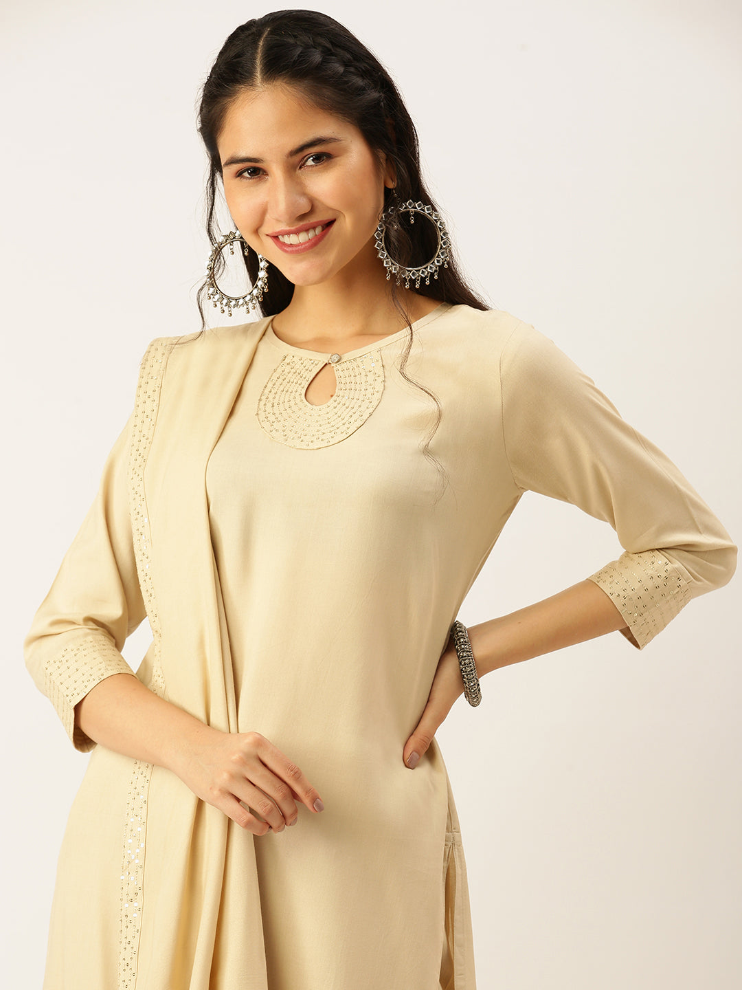 Women's Beige Solid Kurta Sets