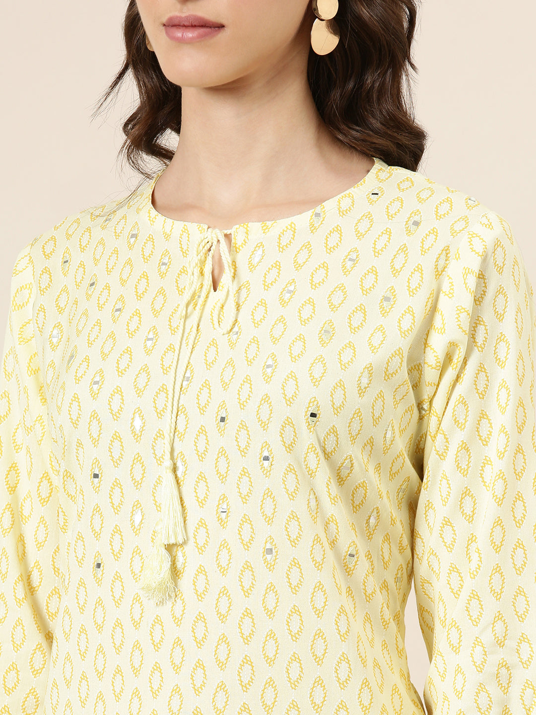 Women Yellow Geometrical Straight Kurta