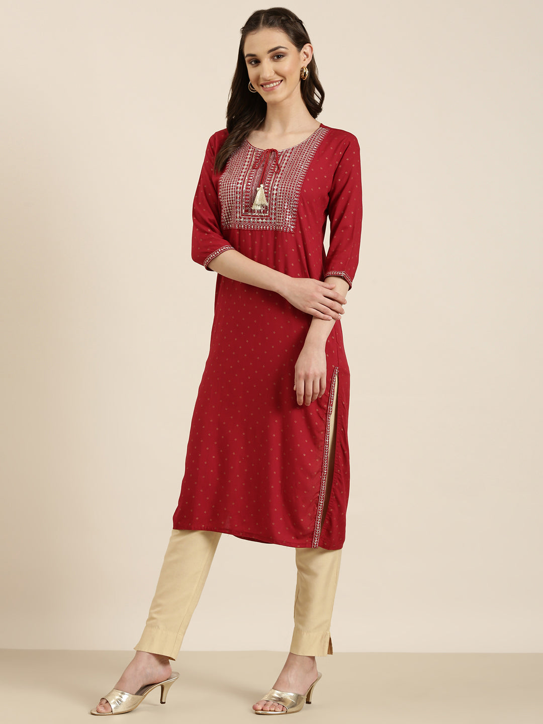 Women Maroon Floral Straight Kurta