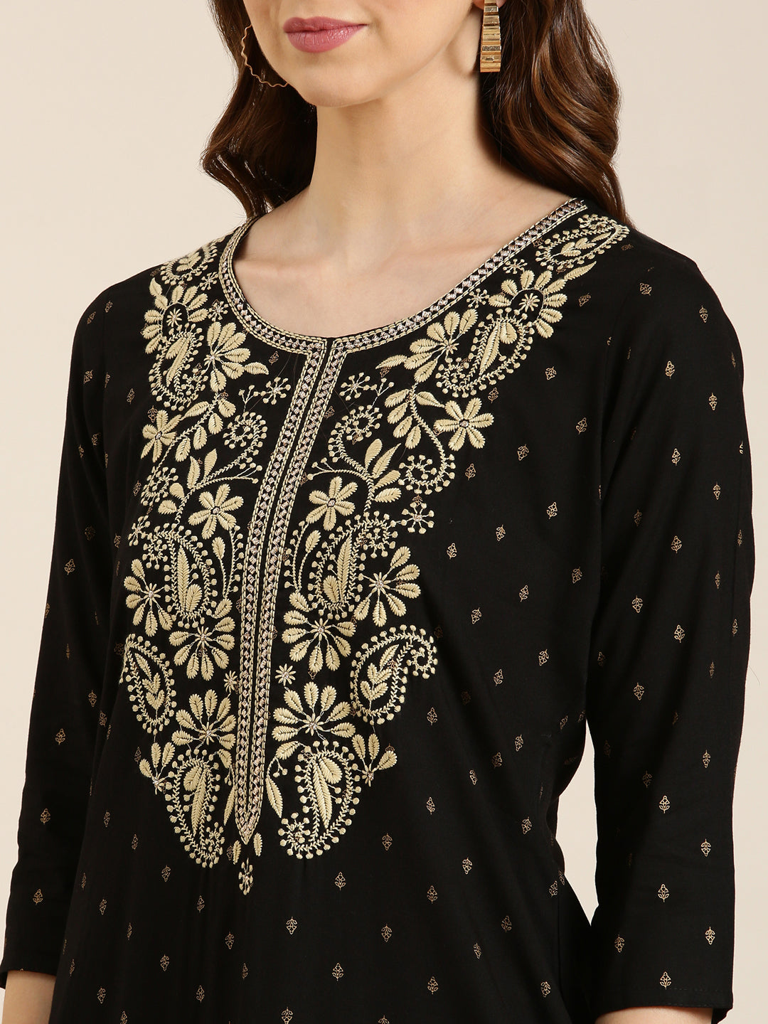 Women Black Floral Straight Kurta