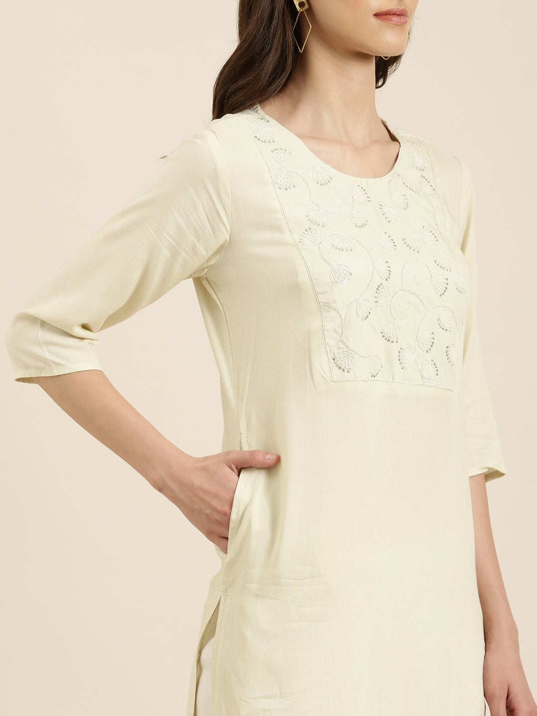 Women Cream Solid Straight Kurta