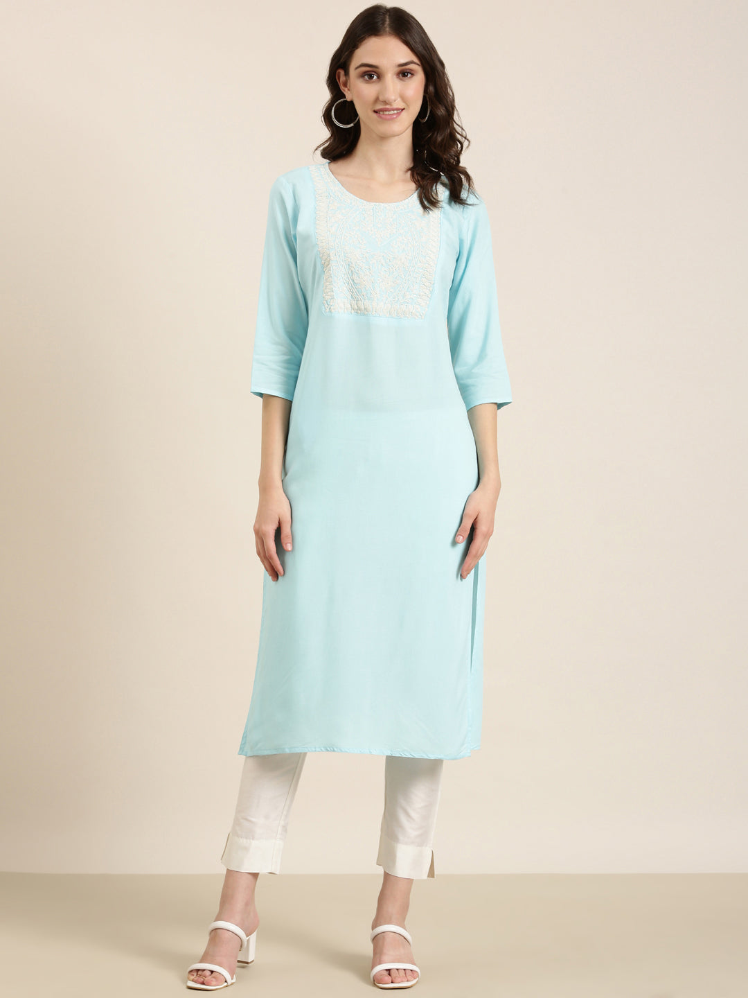 Women Blue Solid Straight Kurta