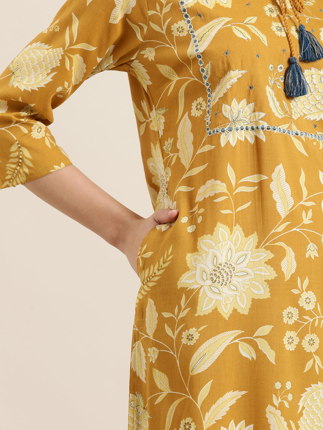 Women Mustard Floral Straight Kurta