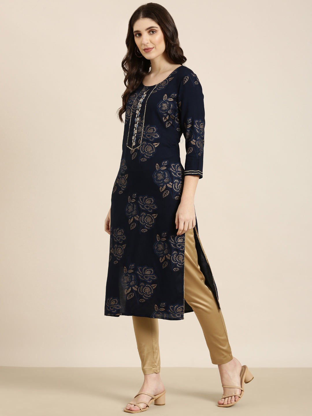 Women Navy Blue Floral Straight Kurta