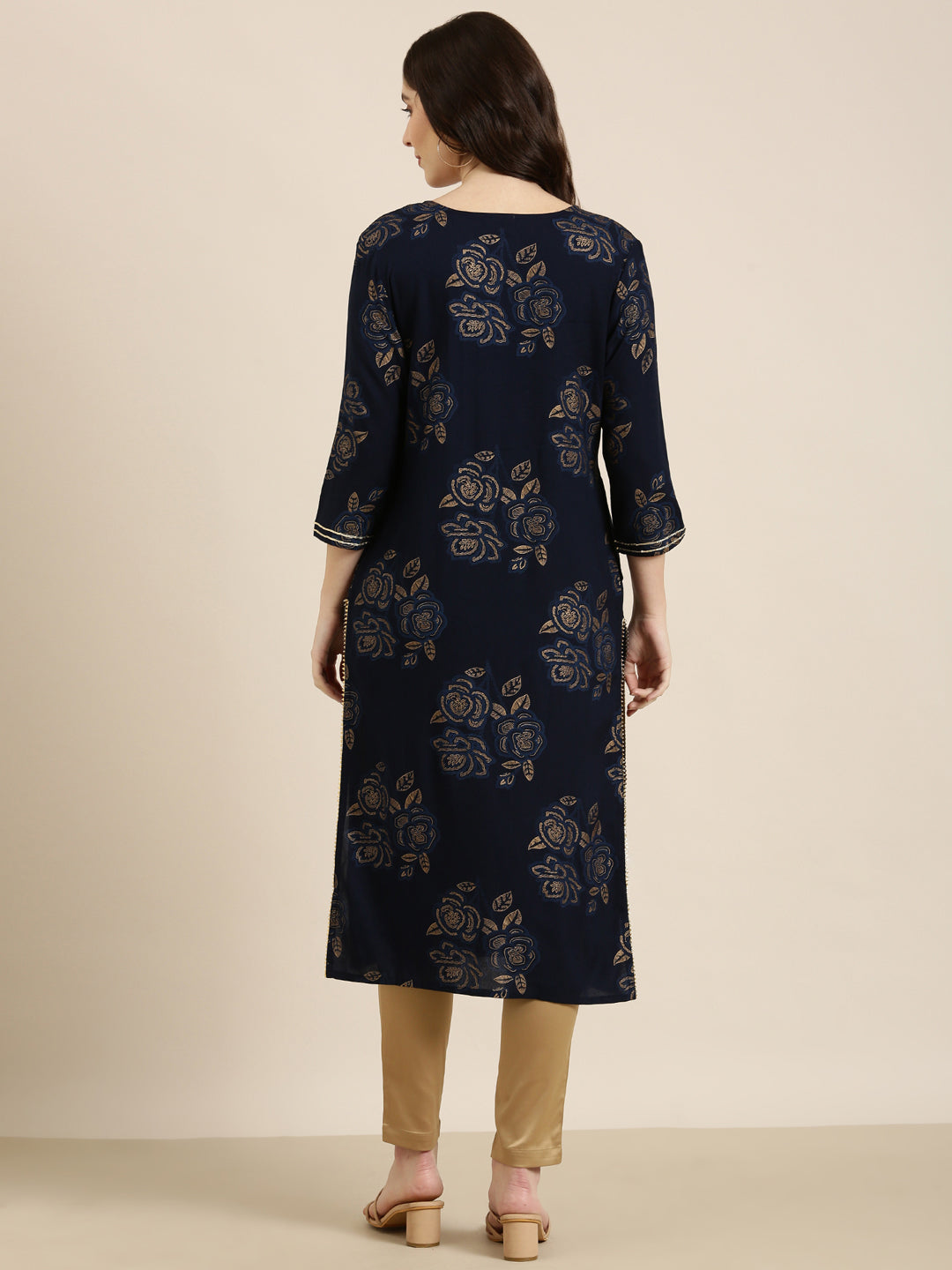 Women Navy Blue Floral Straight Kurta