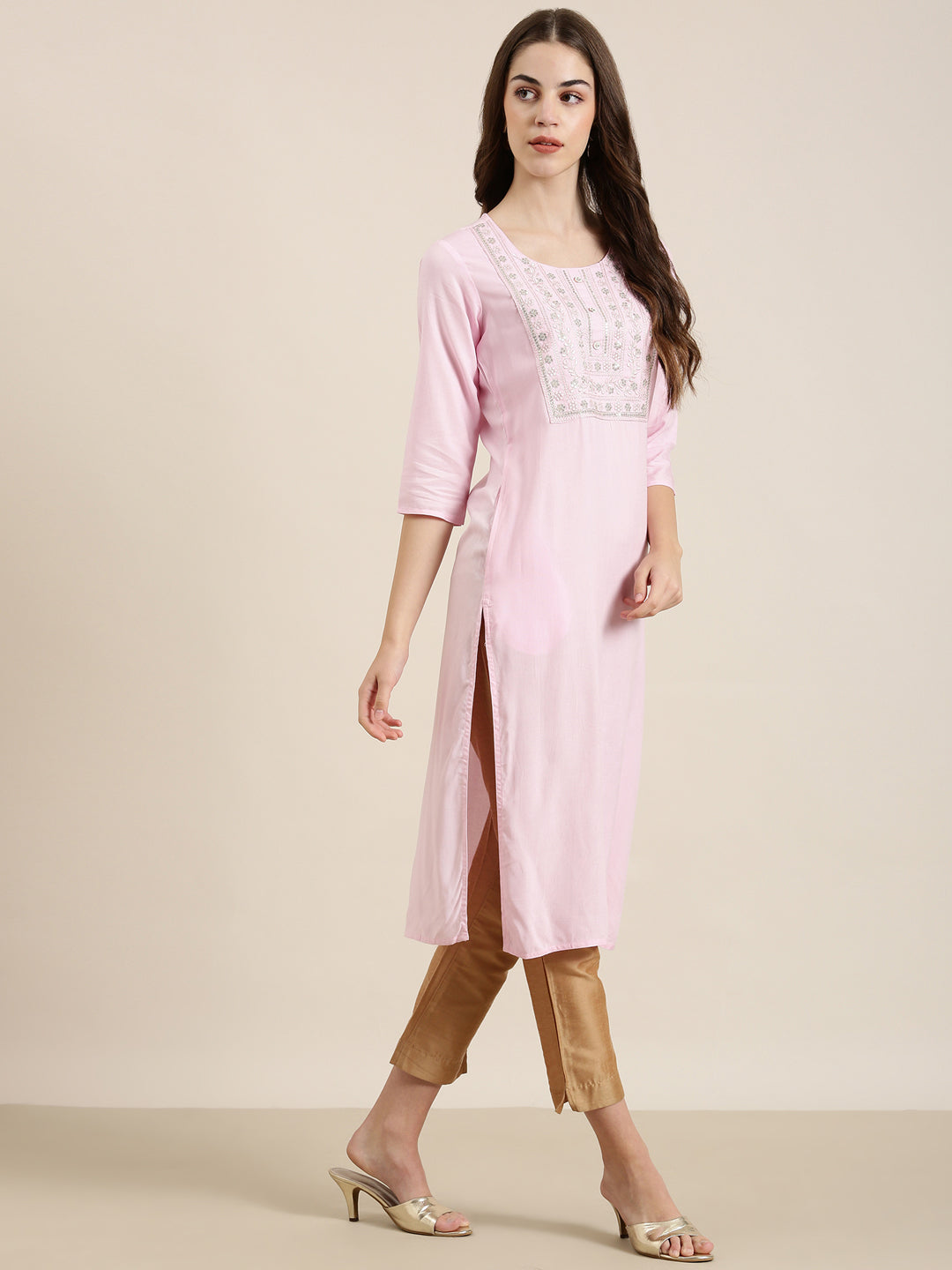 Women Pink Solid Straight Kurta