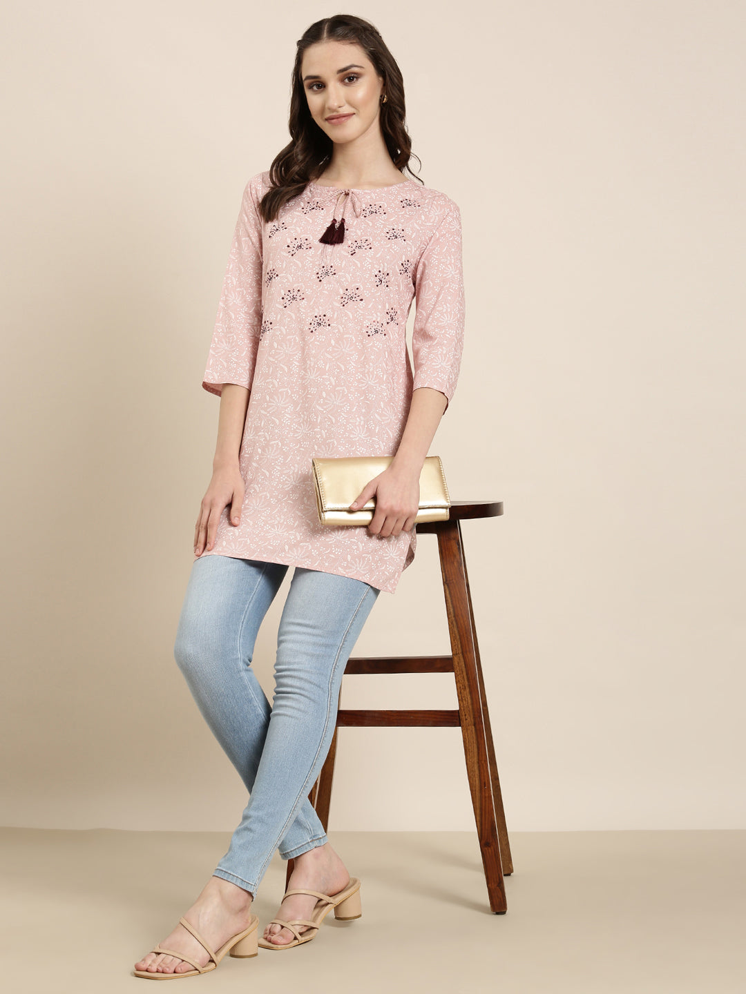 Women Pink Floral Straight Kurti