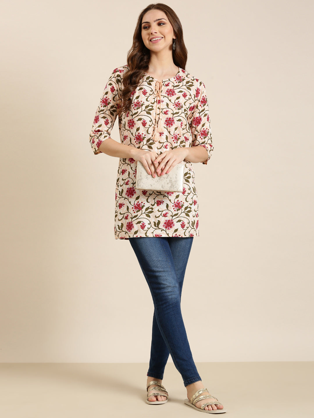 Women Peach Floral Straight Kurti