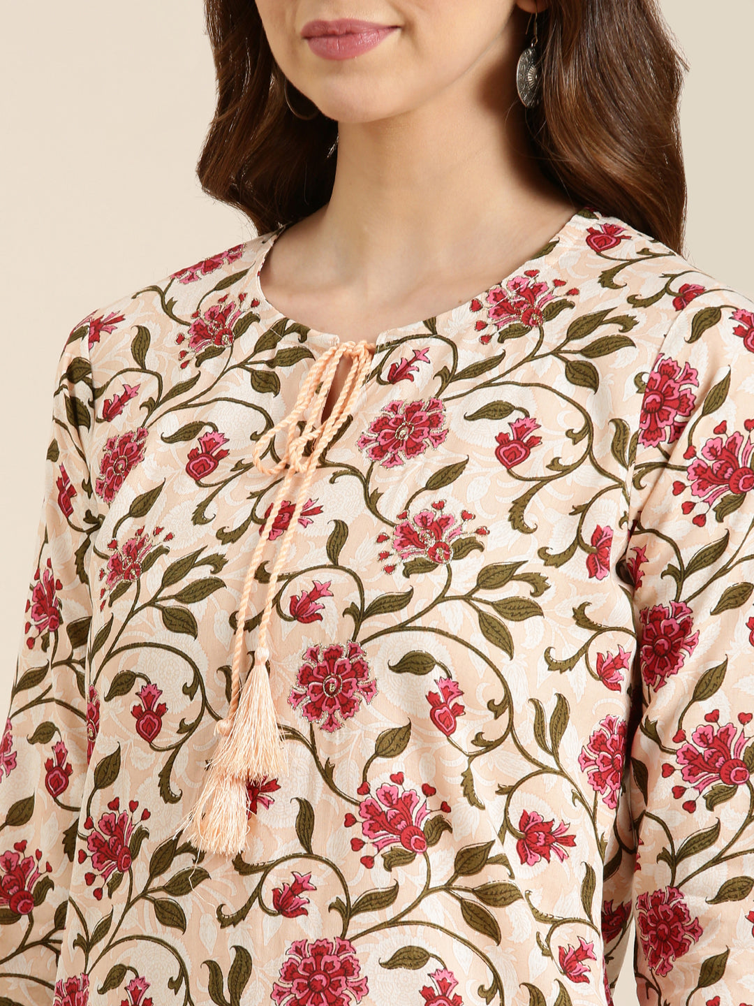 Women Peach Floral Straight Kurti