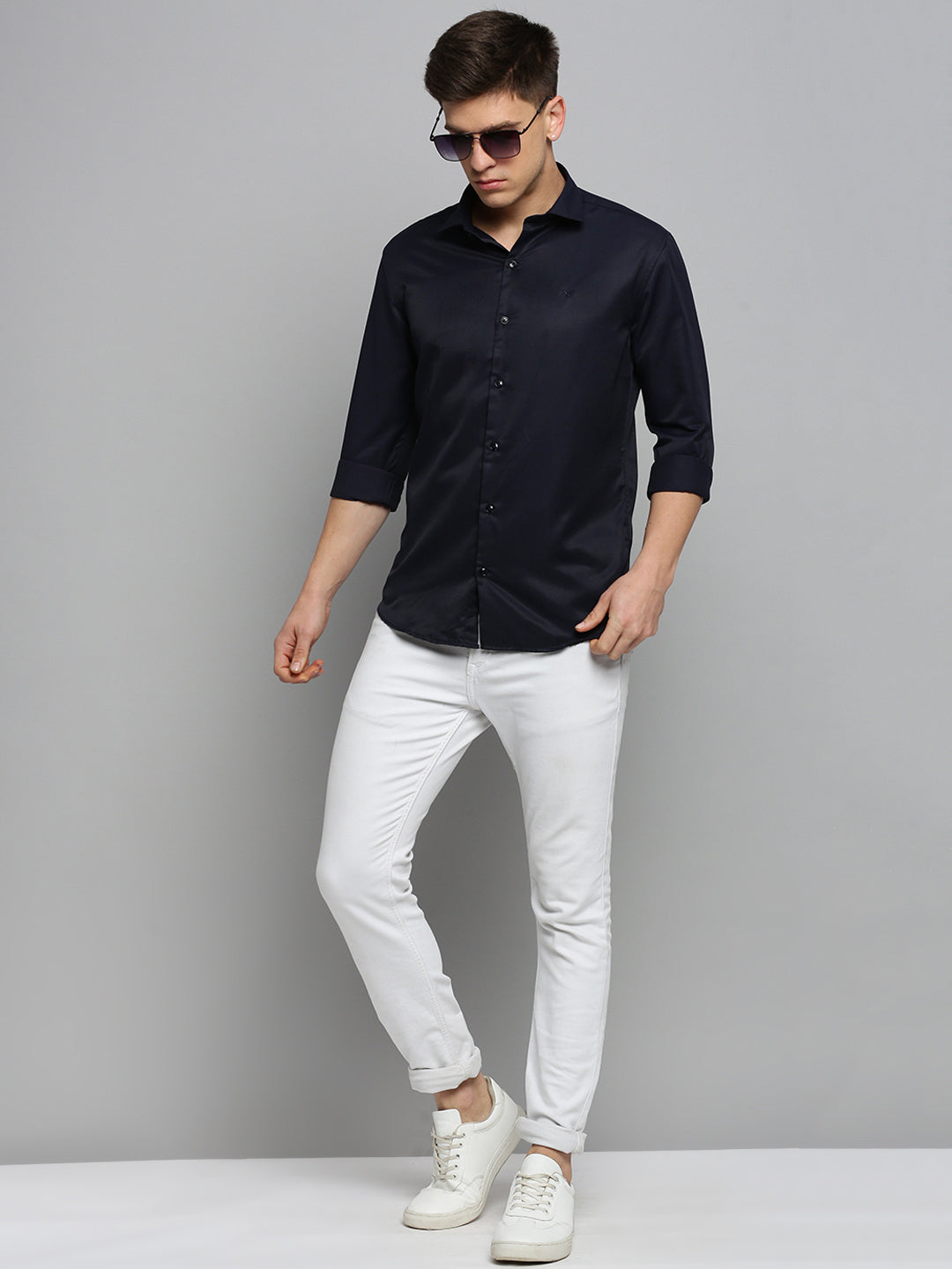 Men Navy Solid Formal Shirt