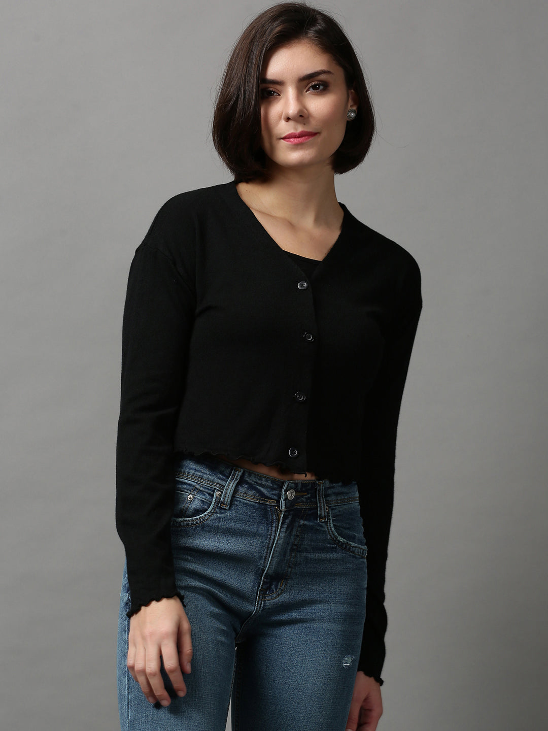 Women's Black Solid Crop Sweater