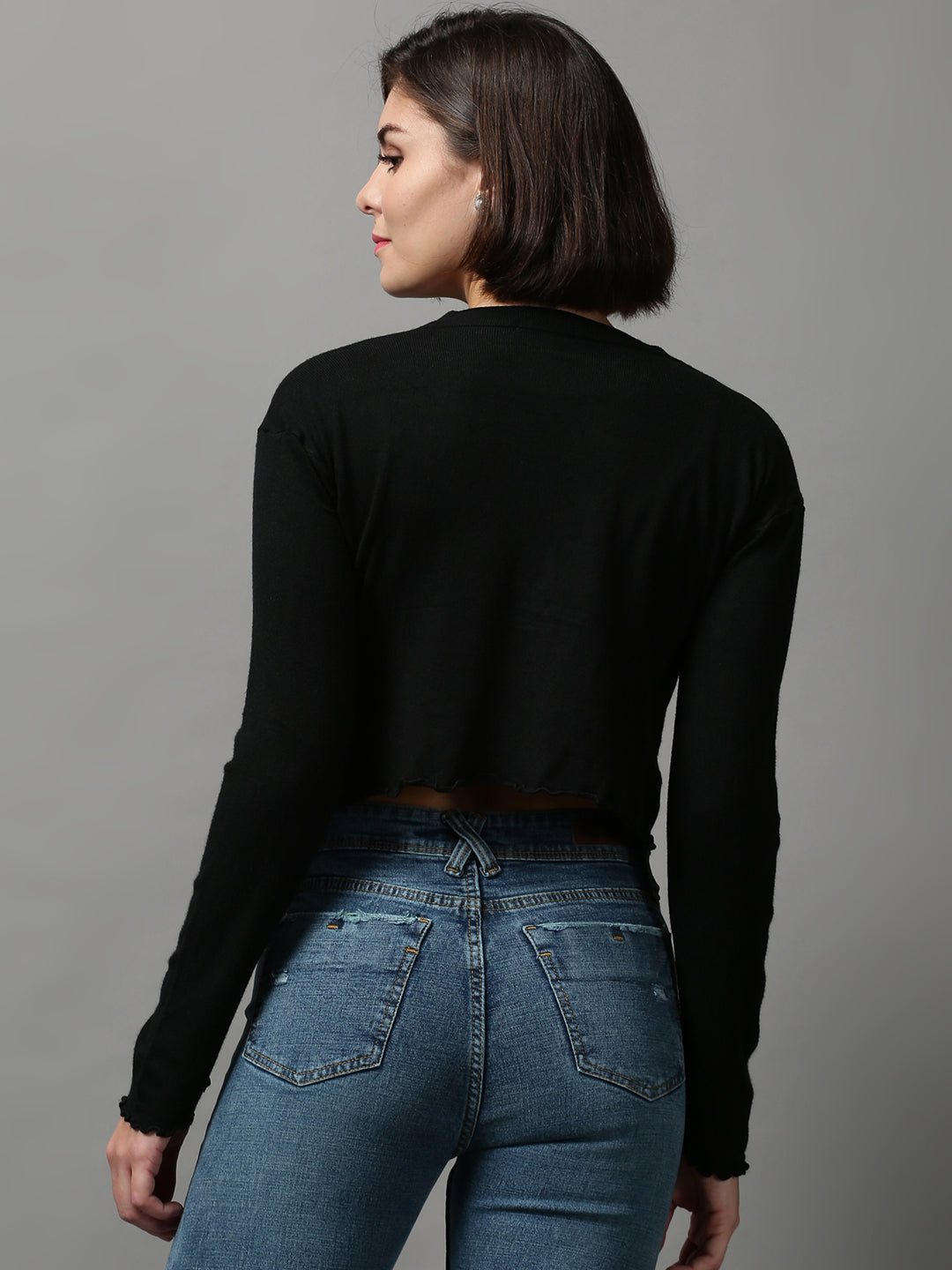 Women's Black Solid Crop Sweater