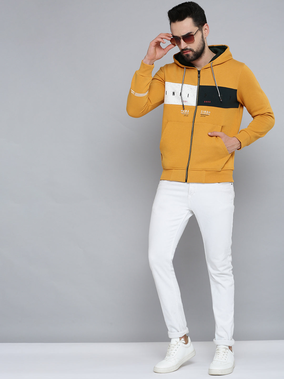 Men Yellow Solid Sweatshirt