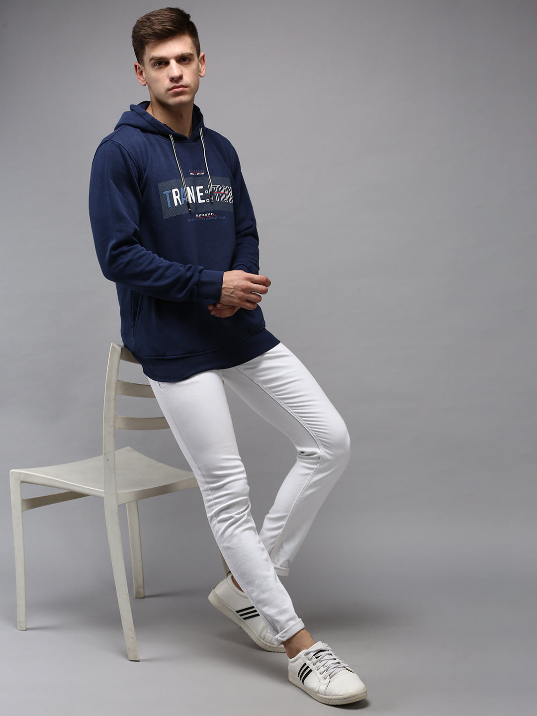 Men Blue Solid Sweatshirt