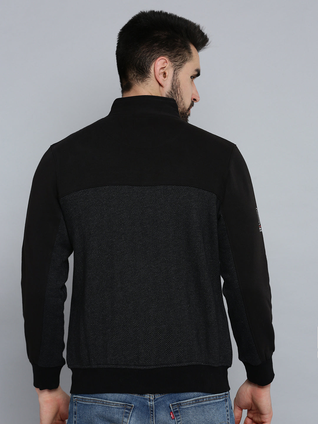 Men Black Solid Sweatshirt